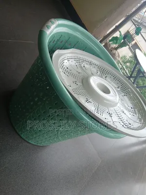 Laundry Basket With Cover