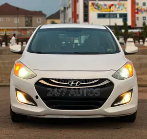 Hyundai Elantra 2014 White