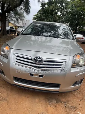 Toyota Avensis 2009 Silver