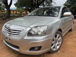 Toyota Avensis 2009 Silver