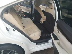 Lexus ES 2016 White