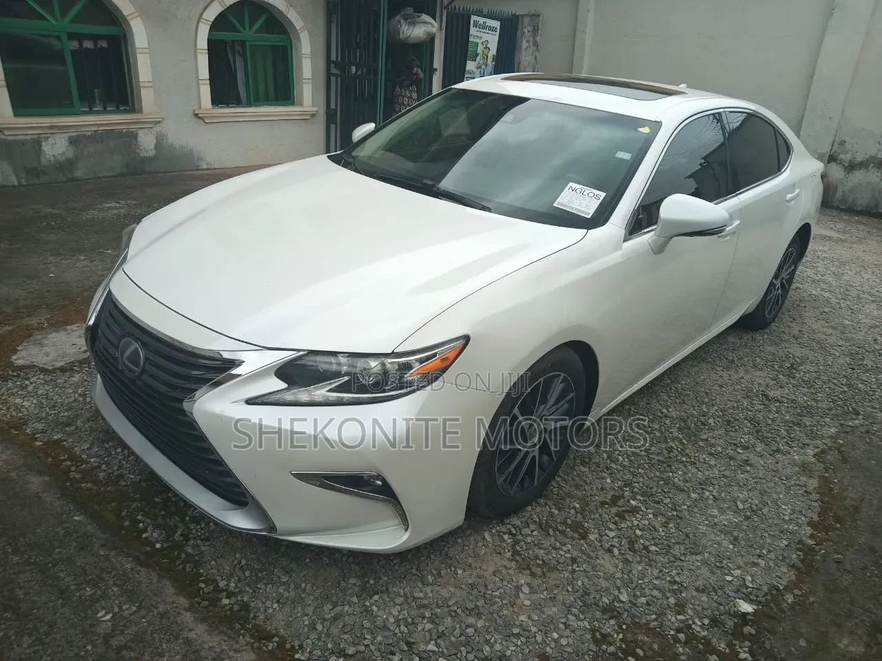 Lexus ES 2016 White