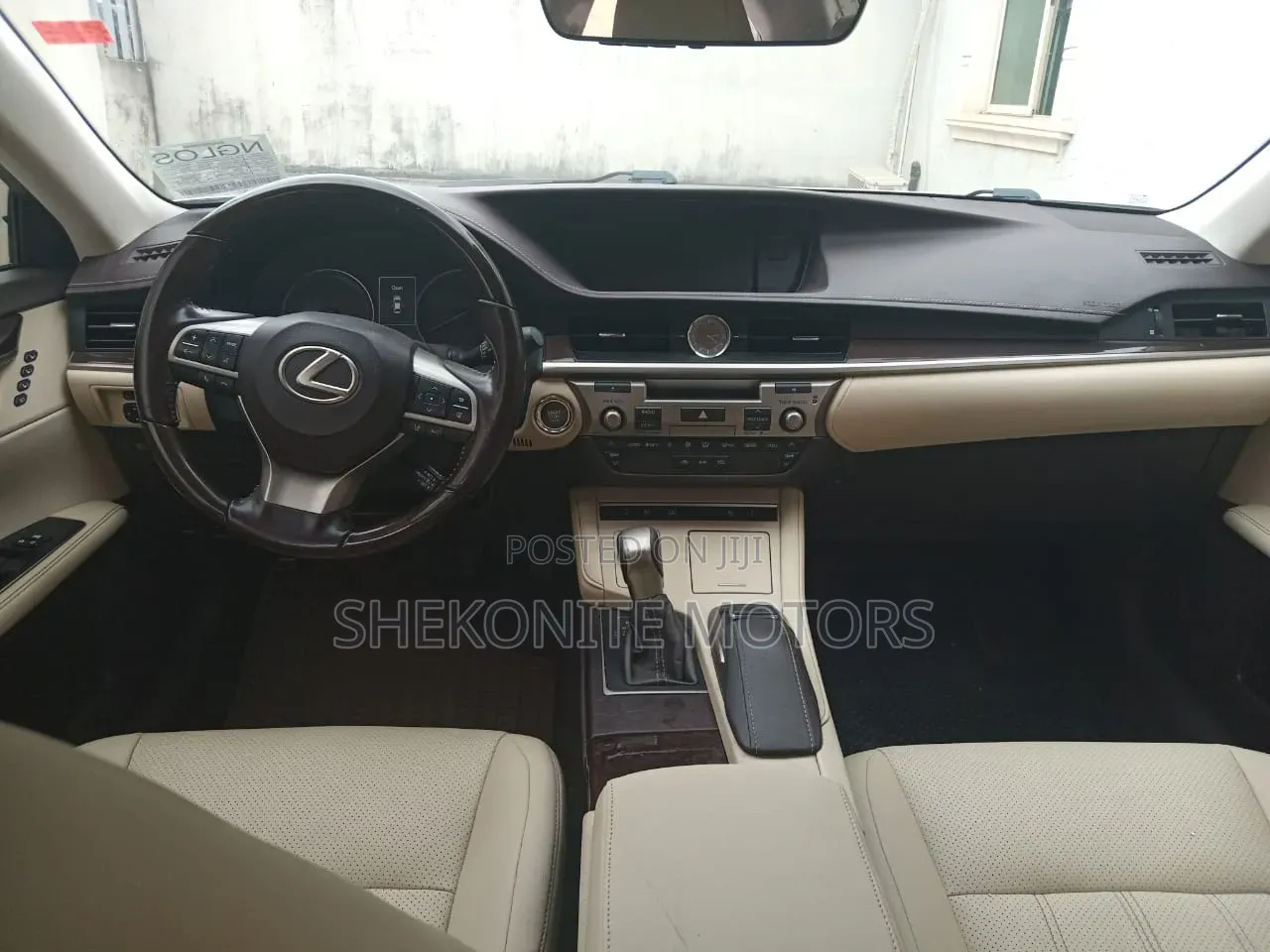 Lexus ES 2016 White