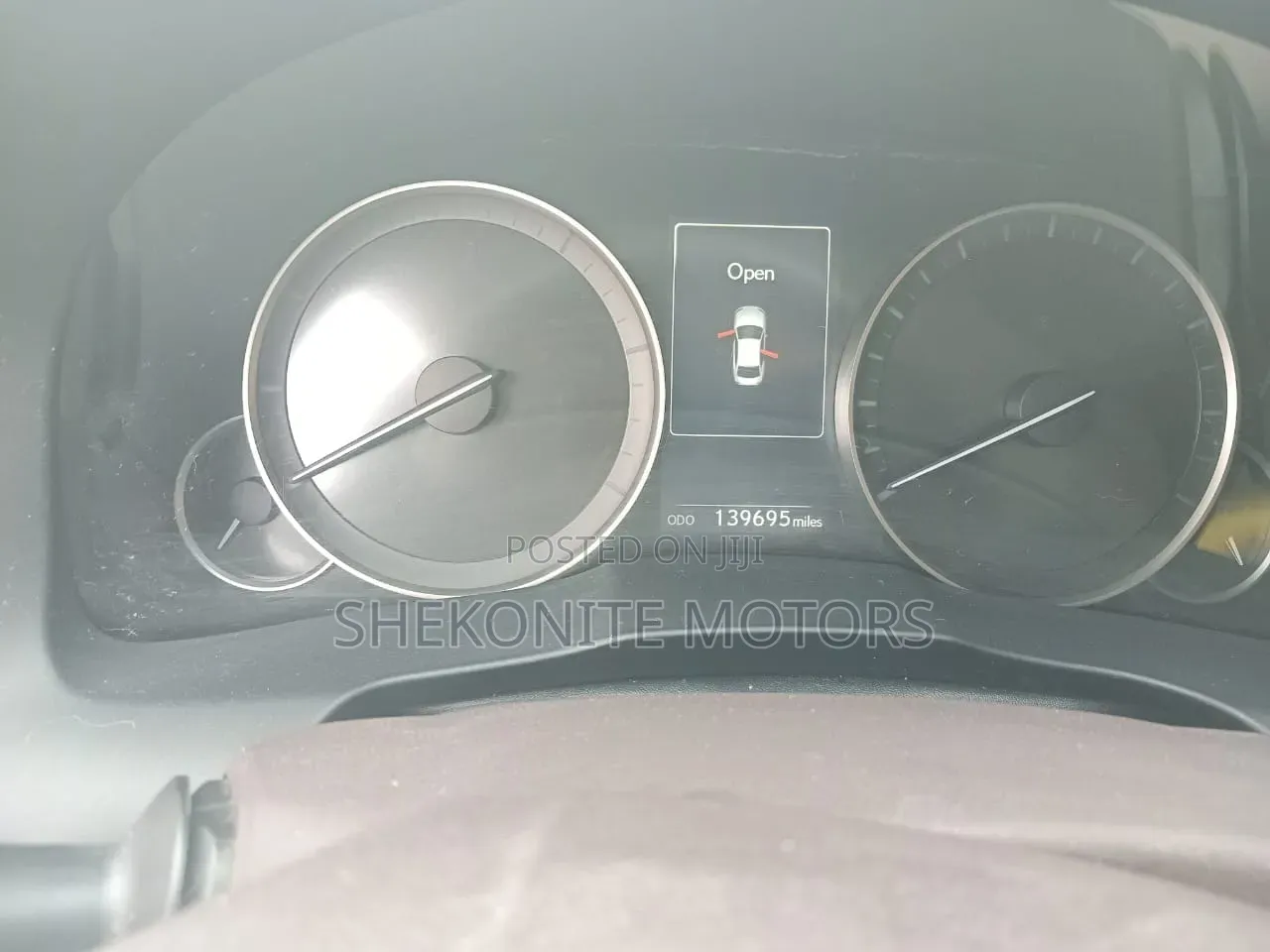 Lexus ES 2016 White