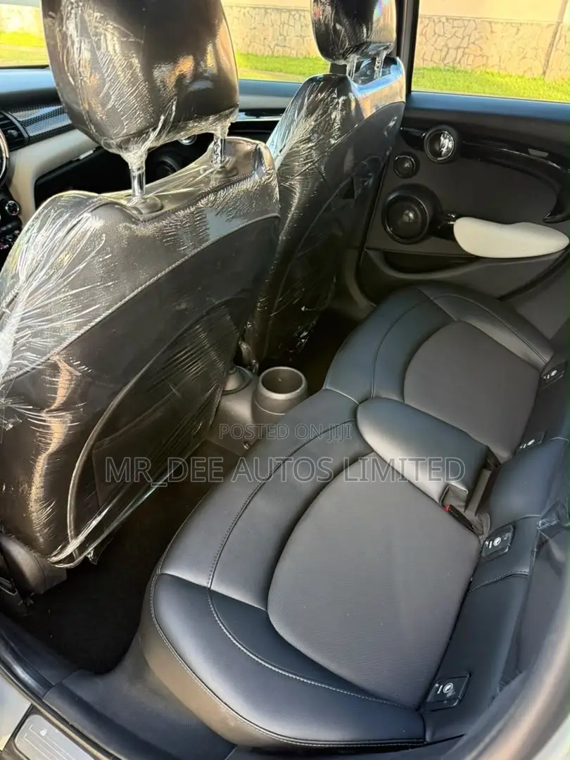 Mini Cooper 2018 Gray