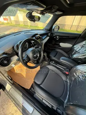 Mini Cooper 2018 Gray