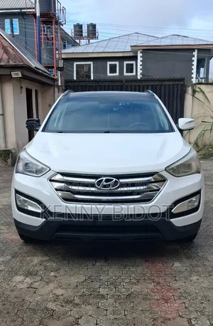 Hyundai Santa Fe 2016 White