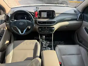 Hyundai Tucson Limited AWD 2019 White