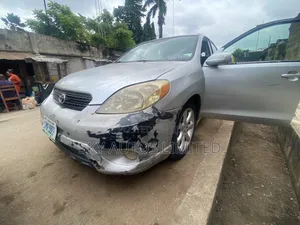 Toyota Matrix 2005 Silver