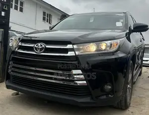 Toyota Highlander XLE 4dr SUV (3.5L 6cyl 6A) 2014 Black