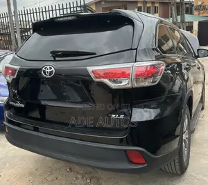 Toyota Highlander XLE 4dr SUV (3.5L 6cyl 6A) 2014 Black