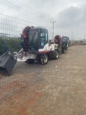3.5cubic Metres Self Loader Concrete Mixer
