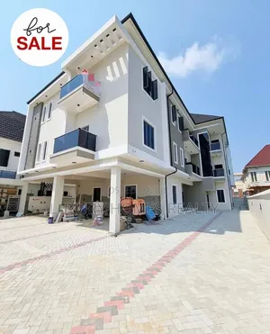 2bdrm Apartment in Agungi for sale