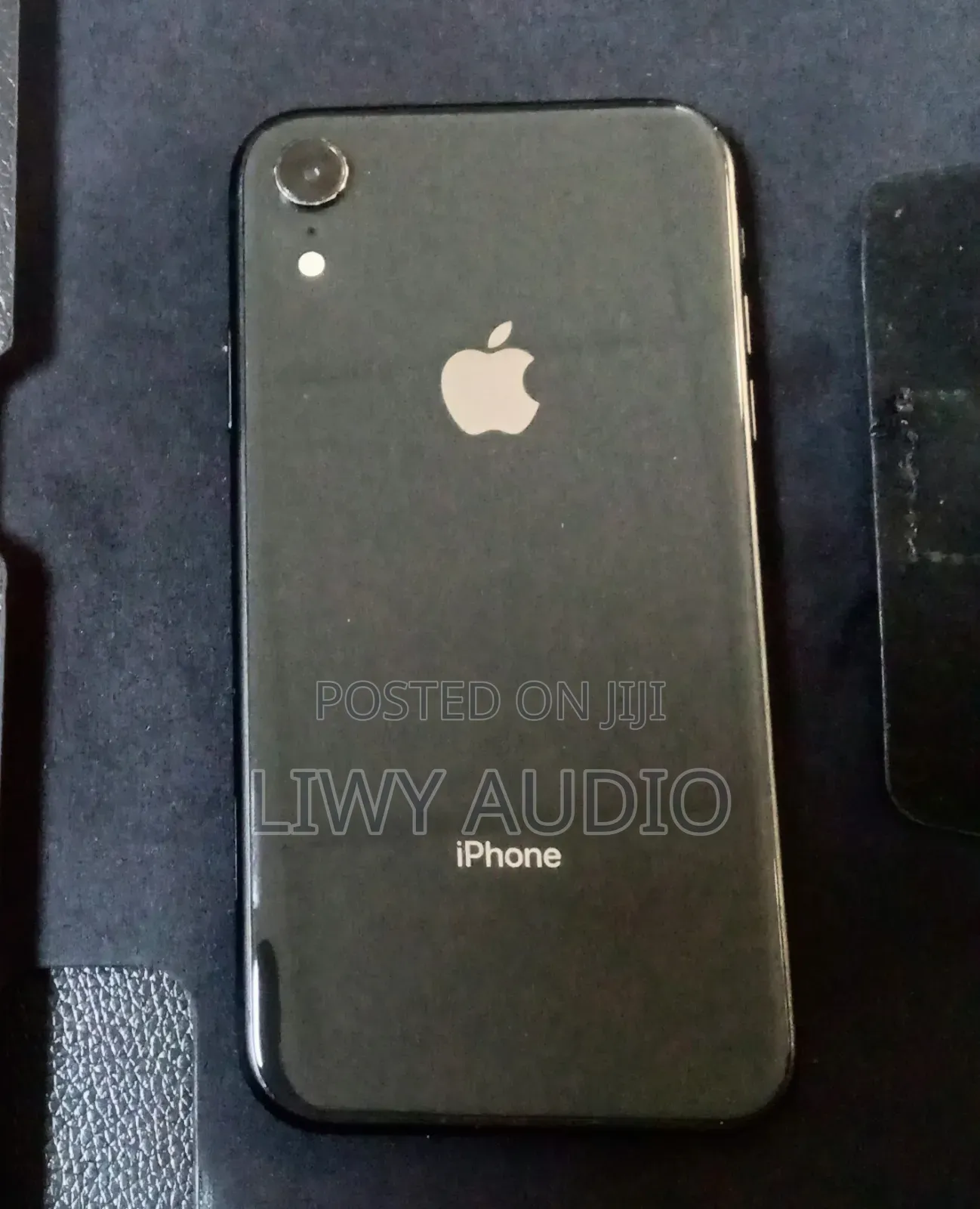 Apple iPhone XR 64 GB Black