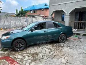 Toyota Camry LE 4dr Sedan (2.4L 4cyl 5M) 2003 Green