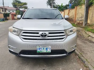 Toyota Highlander 2011 Silver