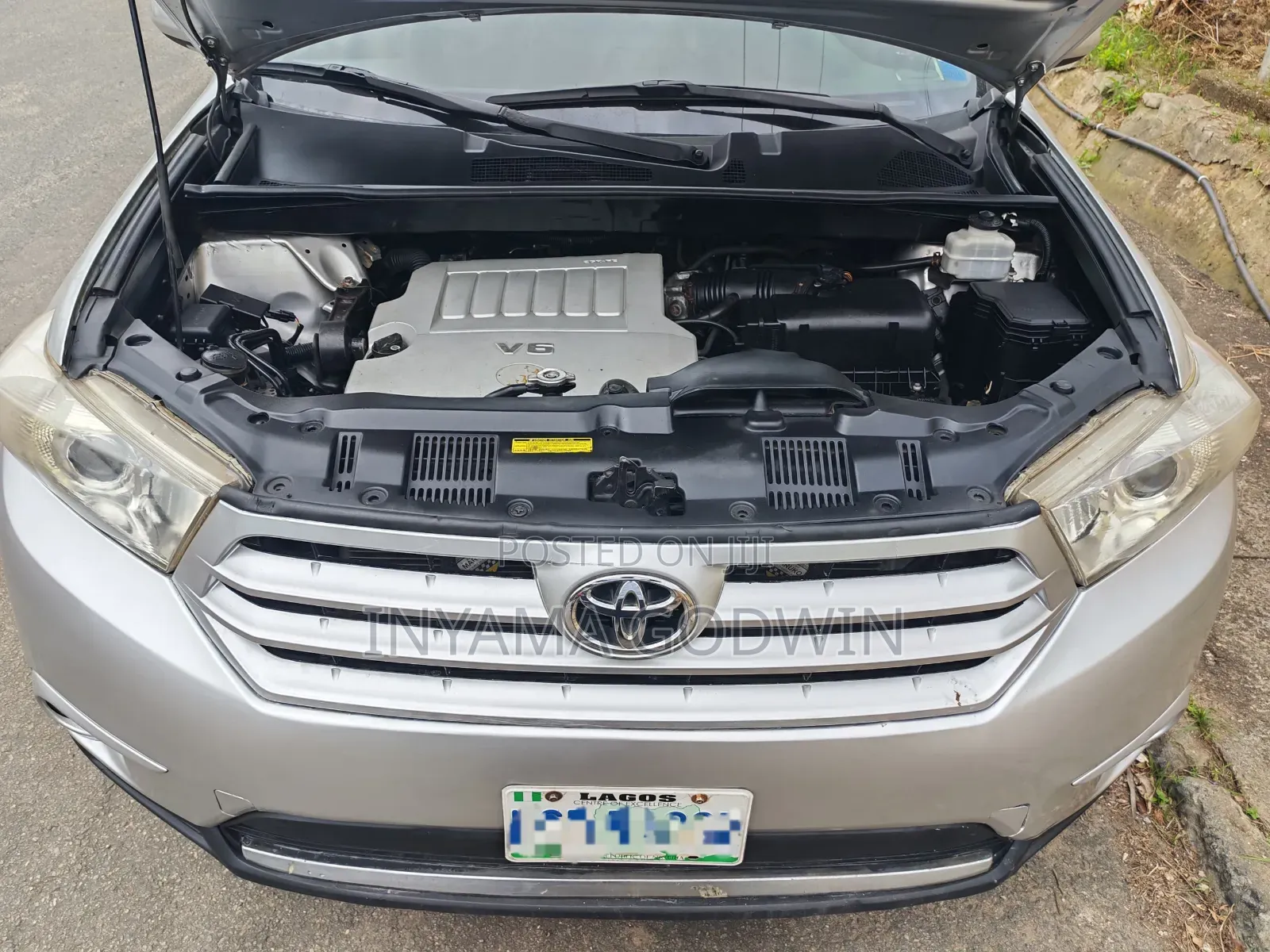 Toyota Highlander 2011 Silver