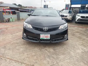 Toyota Camry SE 4dr Sedan (2.5L 4cyl 6A) 2013 Black