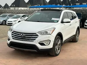 Hyundai Santa Fe 2014 White
