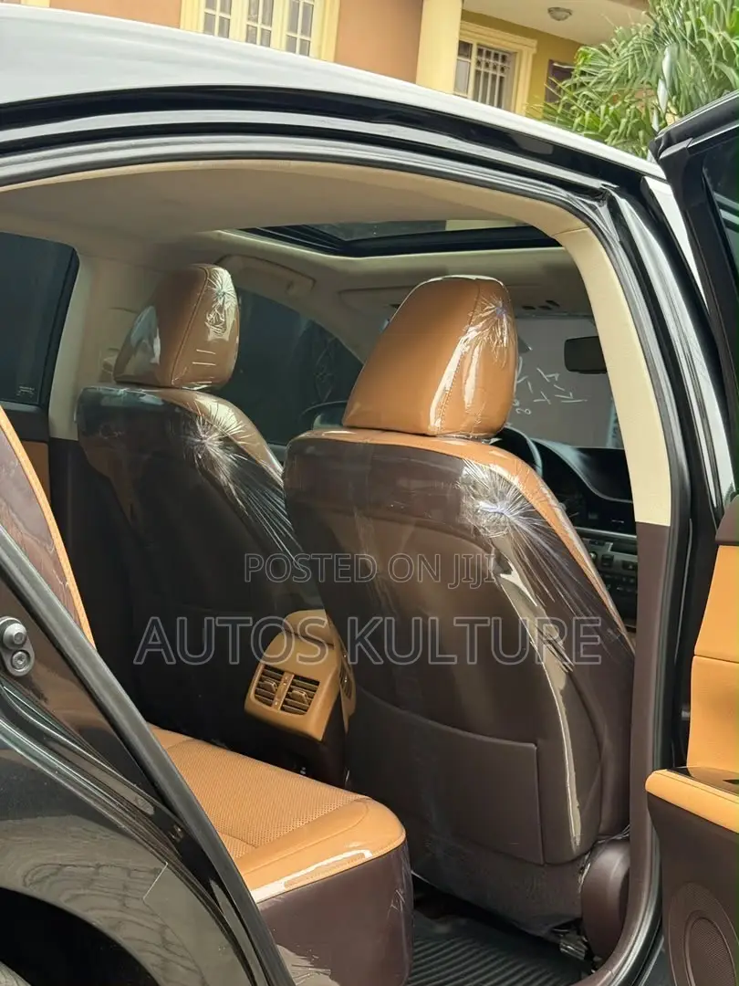 Lexus ES 2016 Black