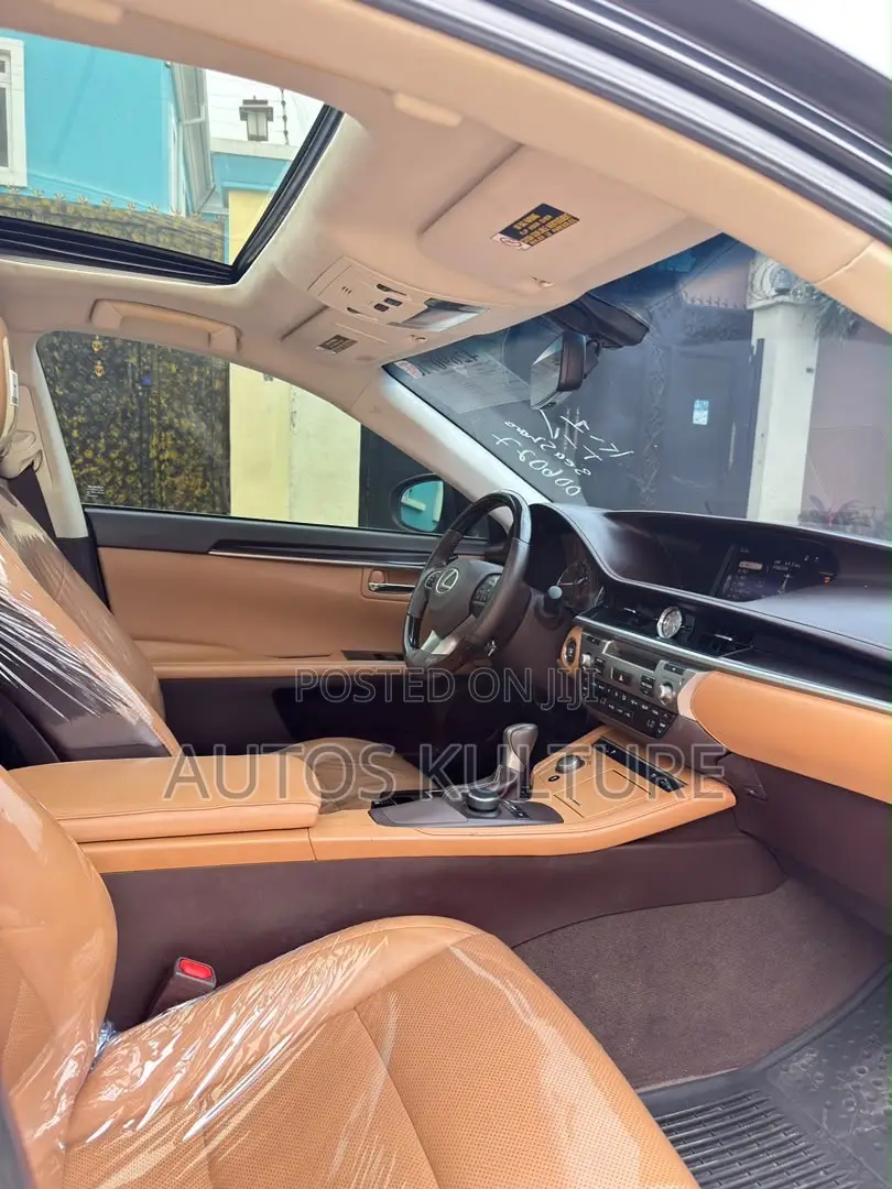 Lexus ES 2016 Black