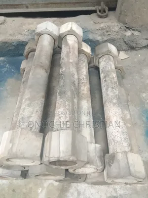 11/2 X300 Stud Boit and Nut