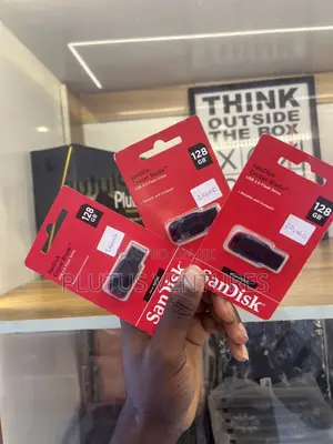 128gb SanDisk USB 2.0 Flash Drive