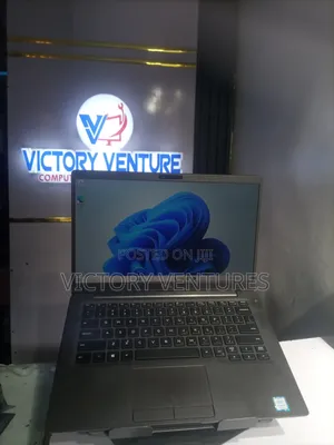 Laptop Dell Latitude 7400 8GB Intel Core i5 SSD 256GB