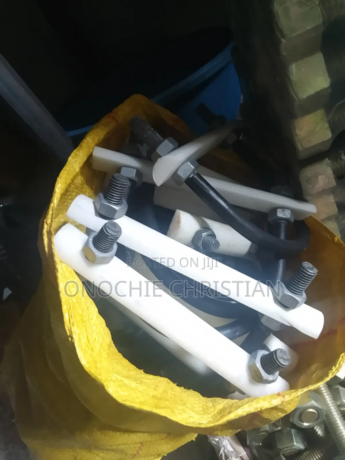 4" U Bolt and Nut