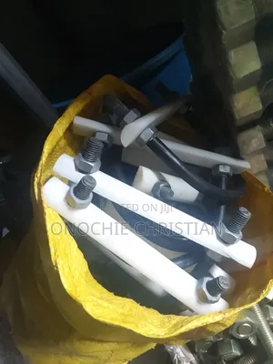 4" U Bolt and Nut