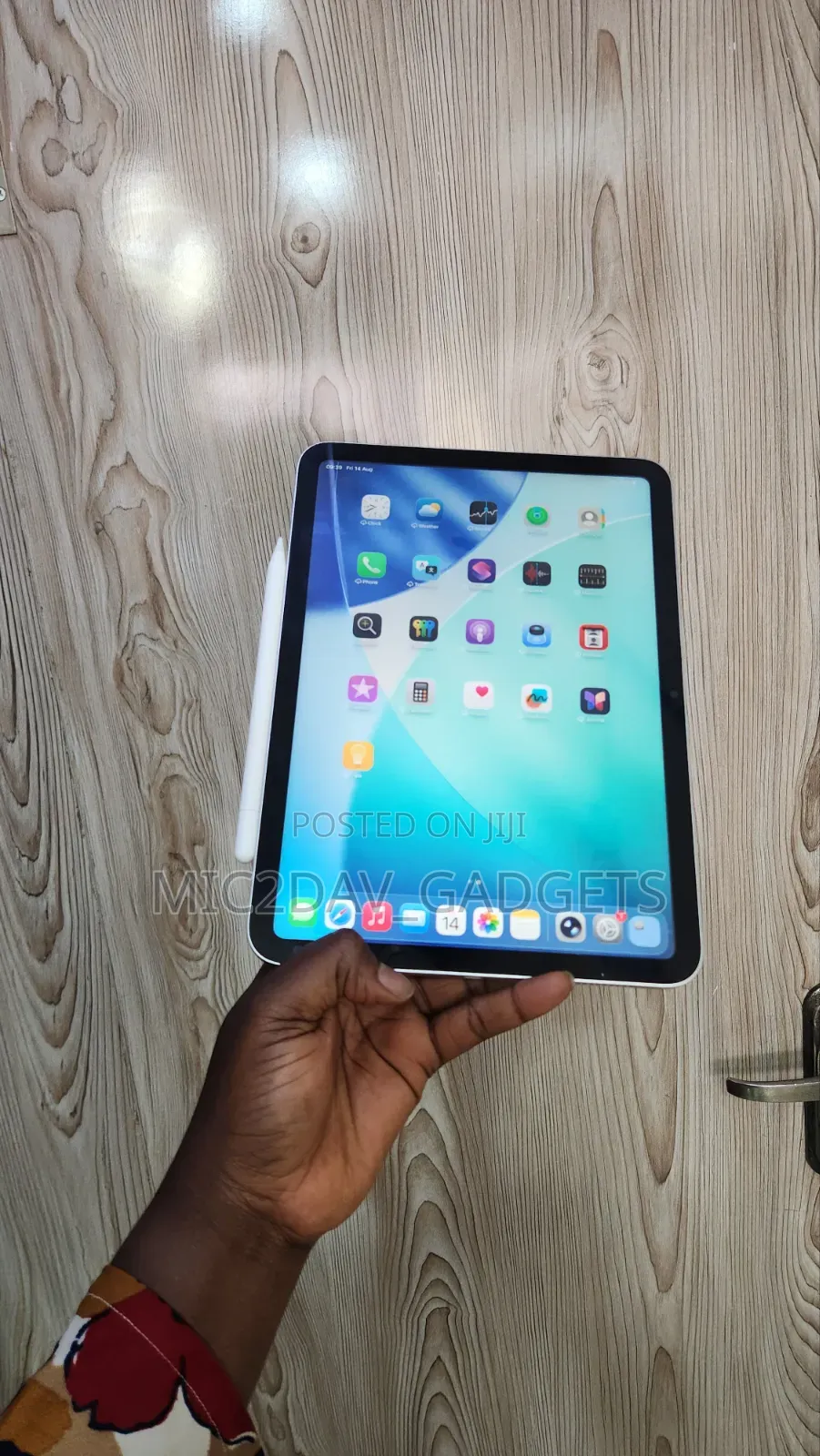 Apple iPad (2025) 128 GB Silver