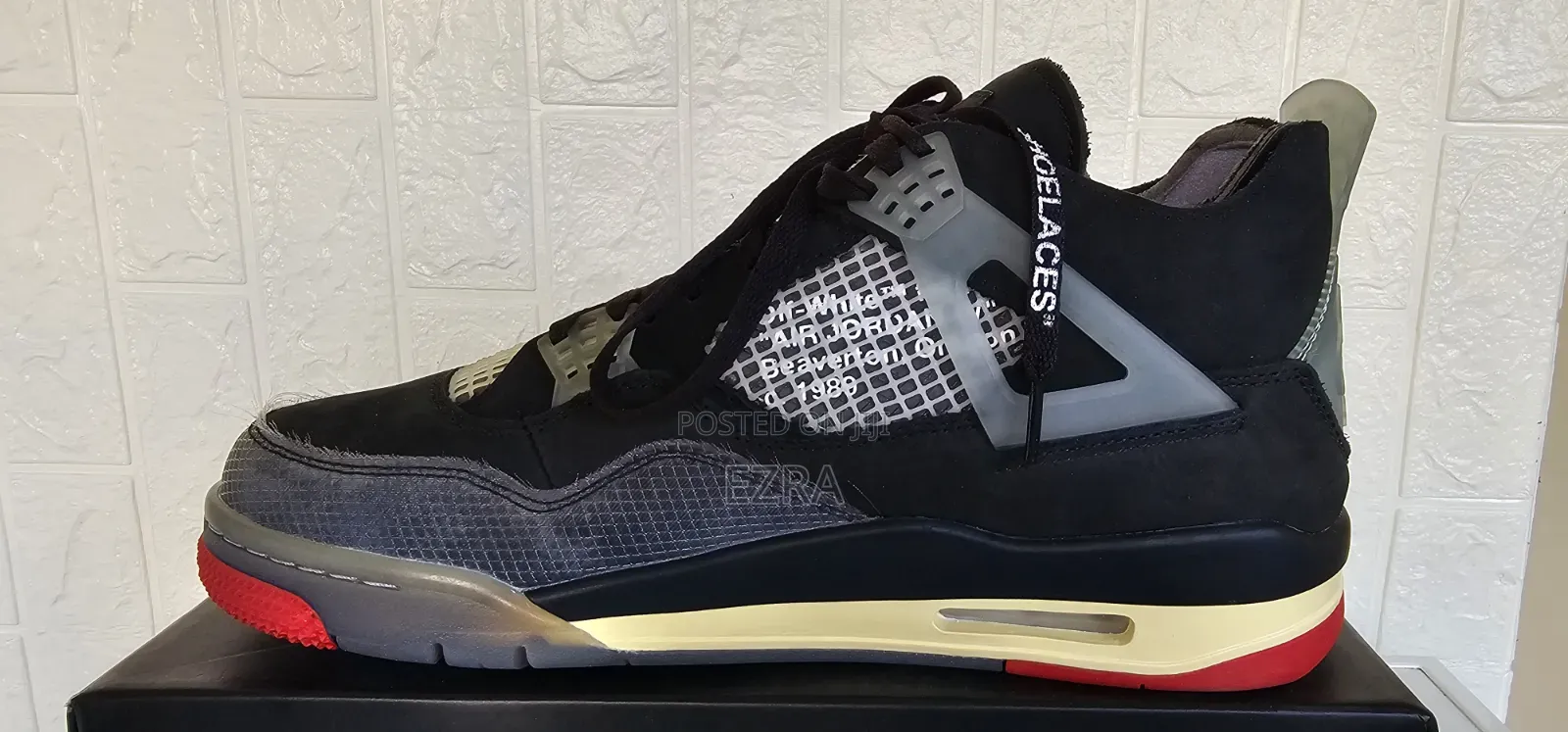 Air Jordan 4 Retro Bred Off White.