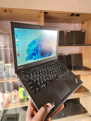 Laptop Lenovo ThinkPad X250 8GB Intel Core 5 HDD 500GB