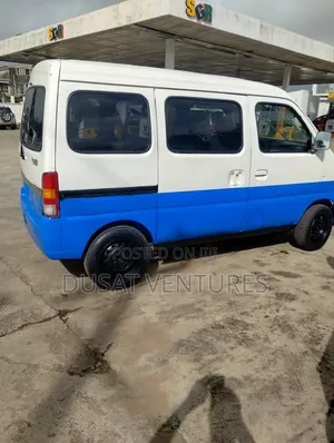 Suzuki Every 2005 White