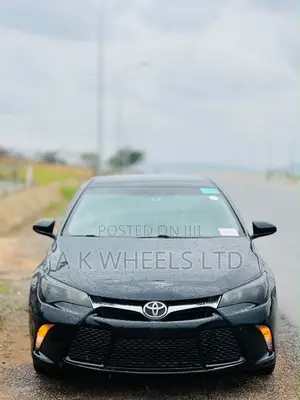 Toyota Camry SE w/Special Edition Pkg (2.5L 4cyl 6A) 2016 Black
