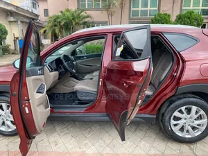 Hyundai Tucson 2020 Red