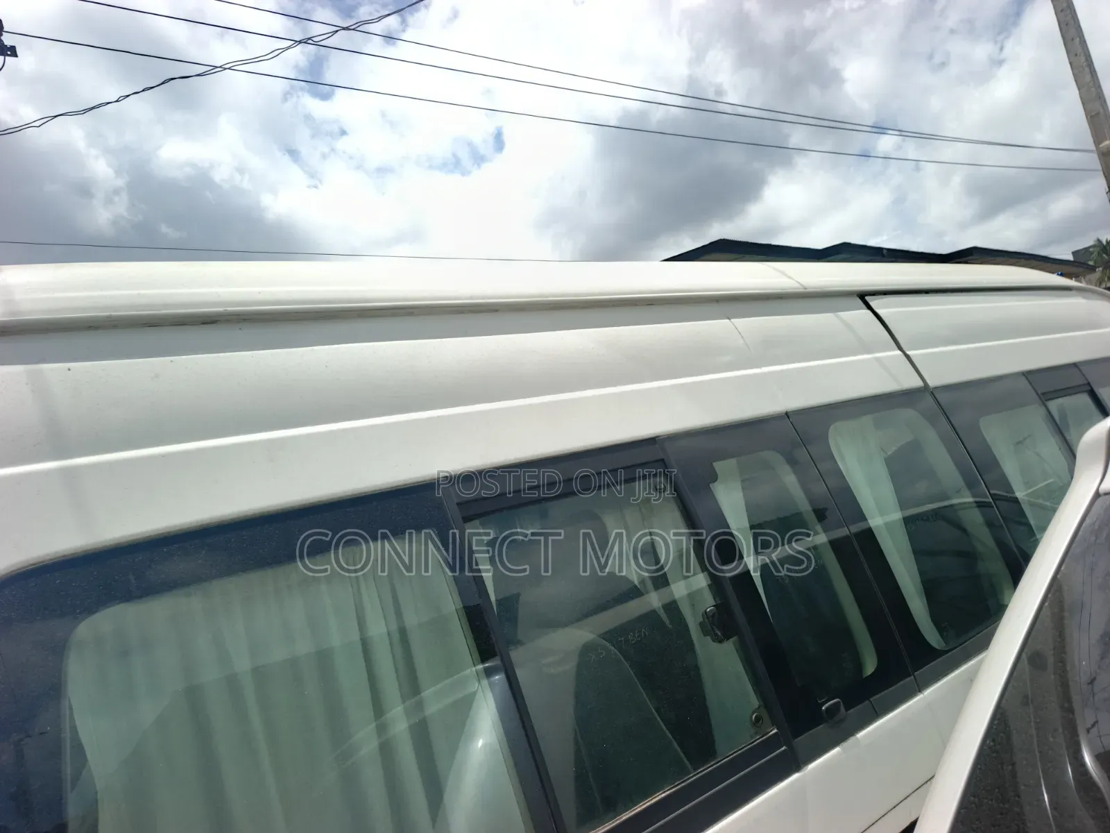 Toyota HiAce 2011 White