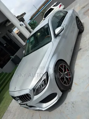 Mercedes-Benz C300 2015 Silver