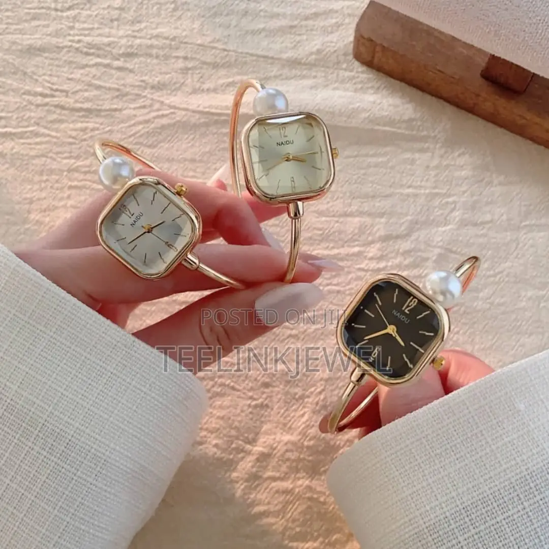Naidu Bracelet Watch