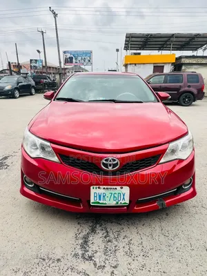 Toyota Camry 2014 Red
