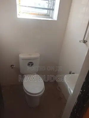 1bdrm Block of Flats in 6Th Ave., Enugu for rent