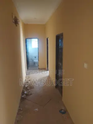 1bdrm Block of Flats in 6Th Ave., Enugu for rent