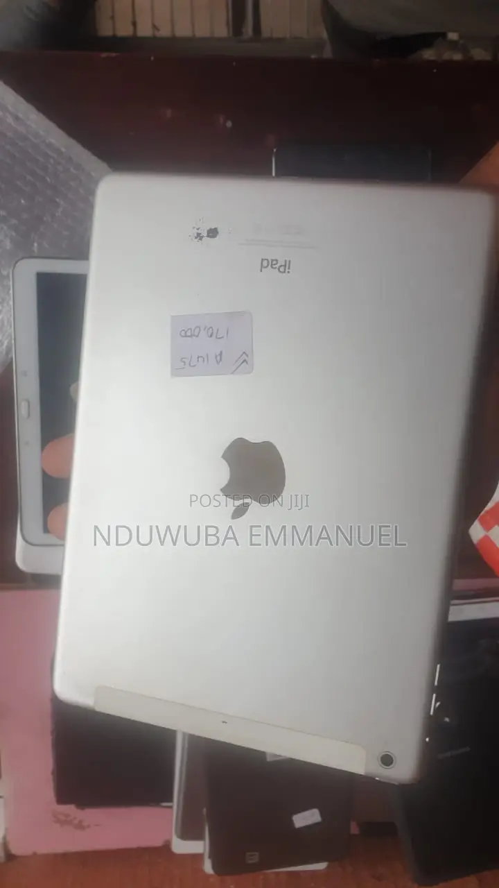 Apple iPad Wi-Fi 128 GB