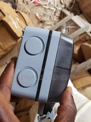 13single Weatherproof Socket Outdoor Socket