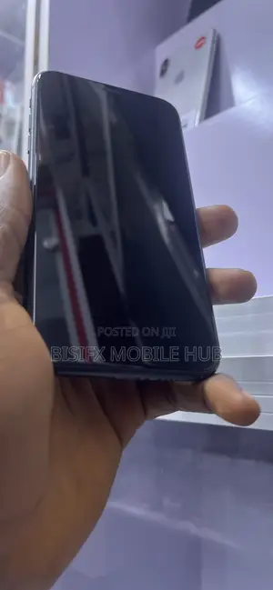 Apple iPhone XR 64 GB Black