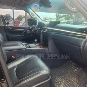 Lexus LX 2017 Black