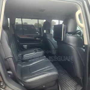 Lexus LX 2017 Black