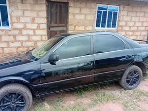 Toyota Camry 2002 Black