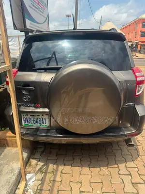 Toyota RAV4 3.5 Limited 4x4 2011 Brown