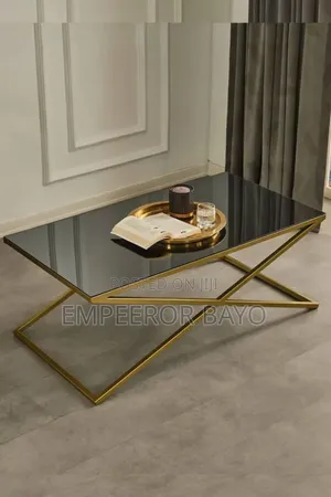 Classic Central Table